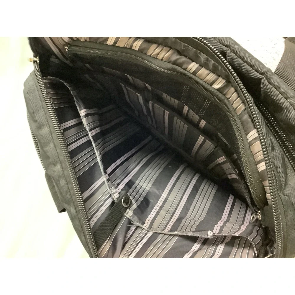 Kenneth Cole Reaction Black Nylon Laptop Messenger Bag Briefcase 533175